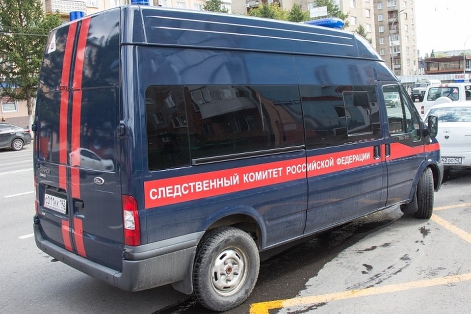 Подросток упал с высоты трехэтажного дома после удара током на опоре ЛЭП