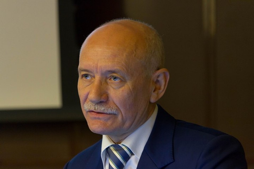 Федеральные эксперты неоднозначно оценивают политику Рустэма Хамитова