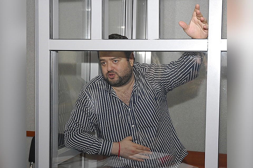 Анатолий Зак получил почти десять лет колонии