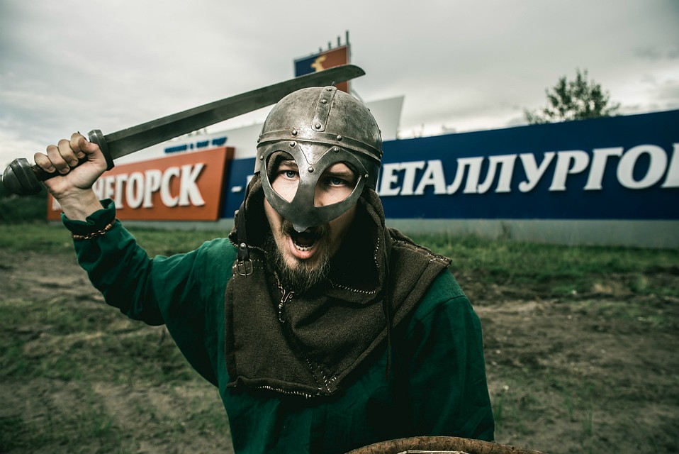 Через два дня город металлургов превратится в настоящее средневековое поселение. Фото: Дарья Лазарева