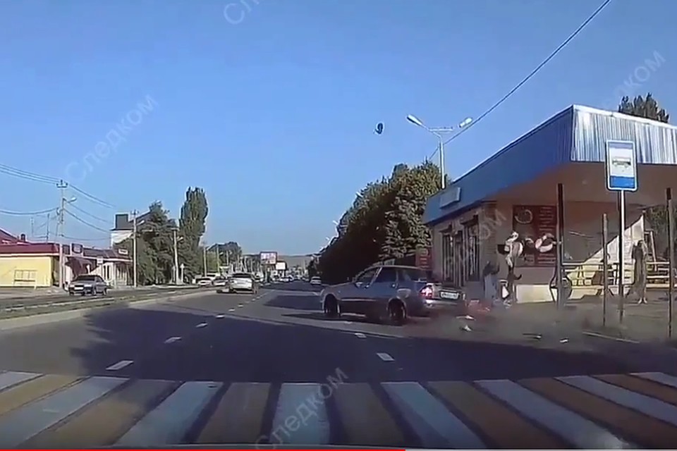 Момент ЧП запечатлела камера регистратора.