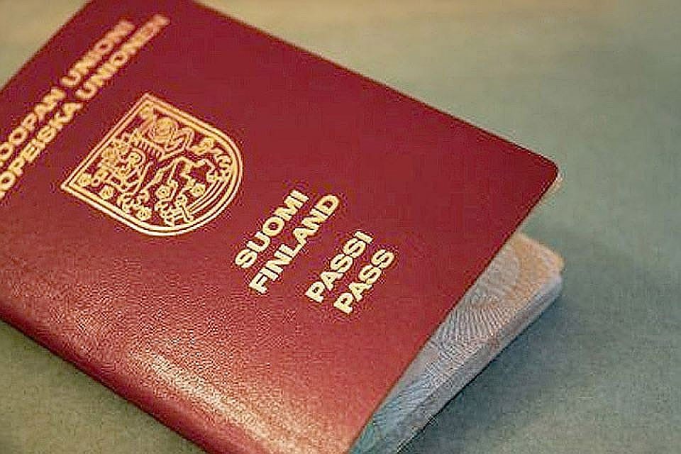 В финских паспортах обнаружены перевернутые водяные знаки. Фото: с сайта evrokatalog.eu
