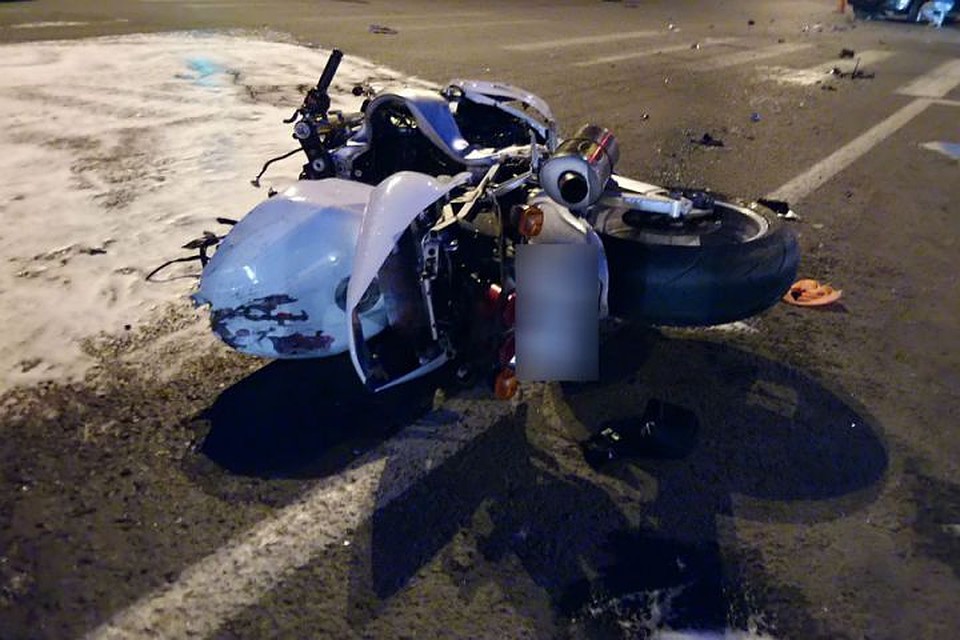 Мотоциклист погиб в лобовом ДТП на кузбасской трассе Фото: Архив "КП"