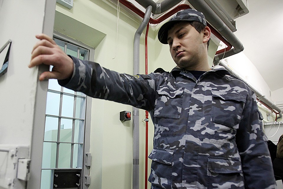 ФСИН согласилась, что негоже сажать коммерсантов вместе с наркоманами и убийцами