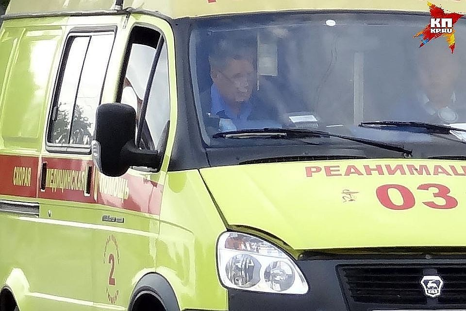 Один из мужчин скончался по пути в больницу