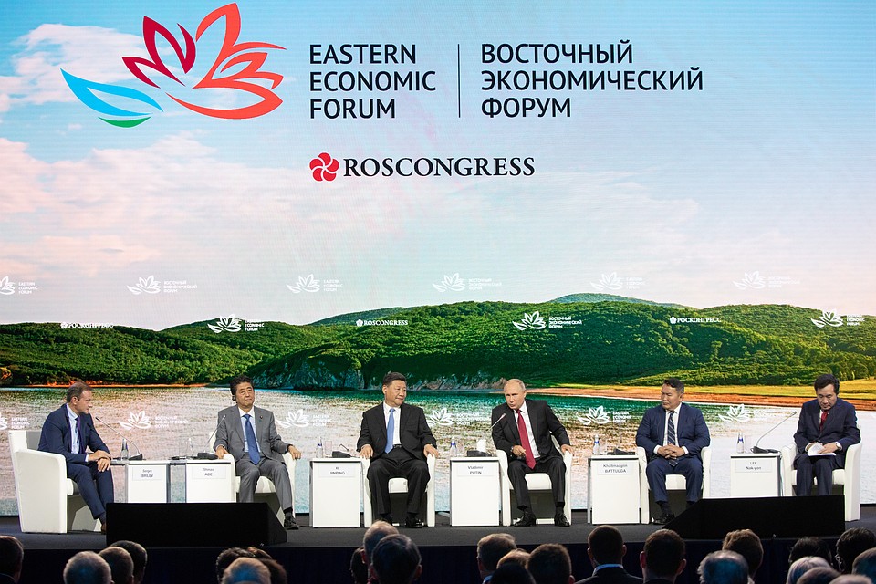 Владимир Путин рассказал о национальной программе развития Дальнего Востока на пленарном заседании ВЭФа 2018. Автор фото: Вячеслав ВИКТОРОВ/фотобанк Росконгресса.