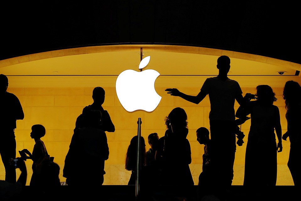 Apple заподозрили в слежке за пользователями