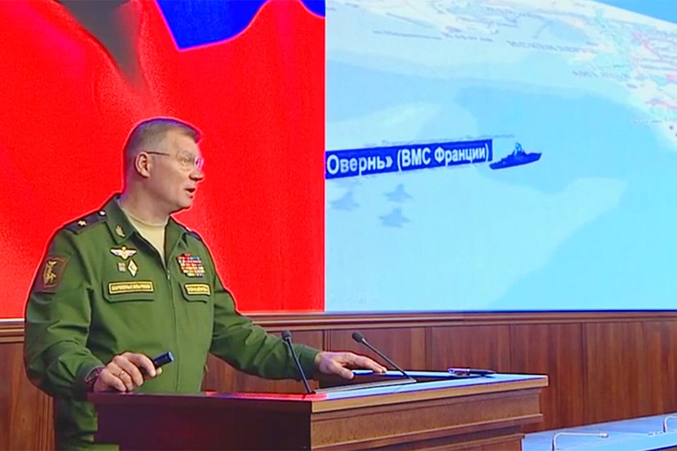 «Российский Ил-20 выполнял разведывательную задачу в районе Идлиба, - рассказал представитель Минобороны России Игорь Конашенков