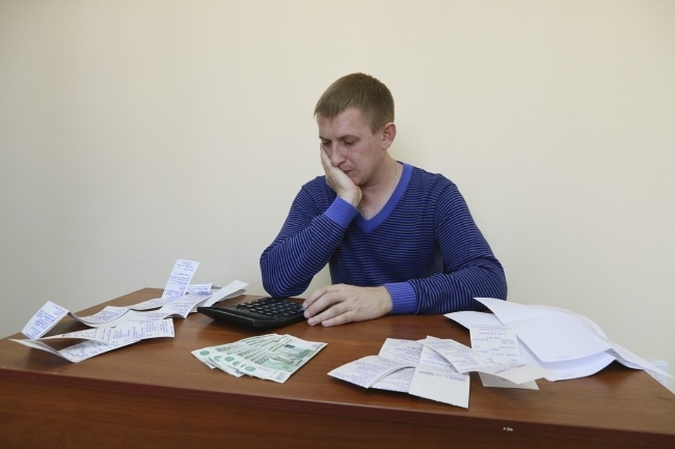 Жителям дома пришлось разбираться, какая из квитанций лишняя.