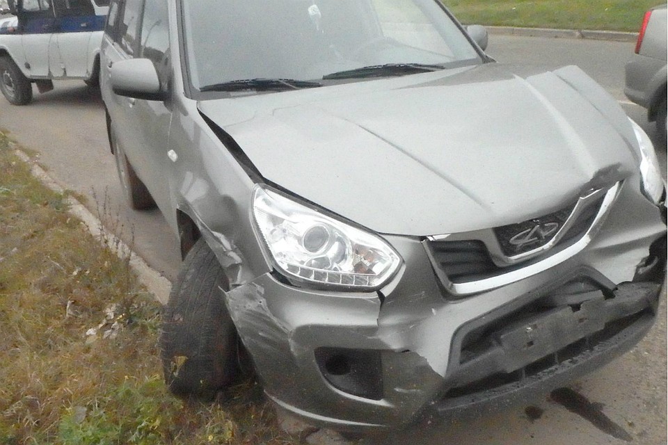 Ранее автомобиль был угнан из гаража местного жителя. Фото: УГИБДД УМВД по Кировской области