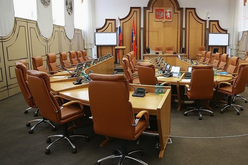 Спикером нового состава красноярского Горсовета стала Наталья Фирюлина