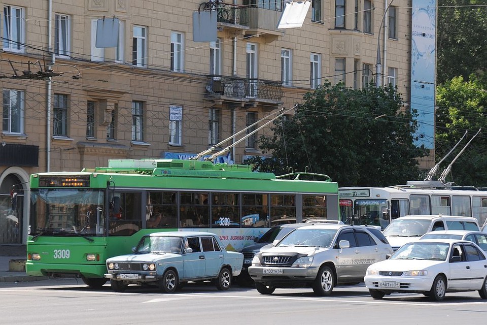 Перевозчики продолжают настаивать на повышении проезда в транспорте.