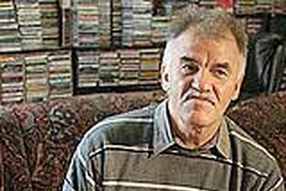 Умер Василий Кучеренко, иркутский коллекционер и музыкальный обозреватель