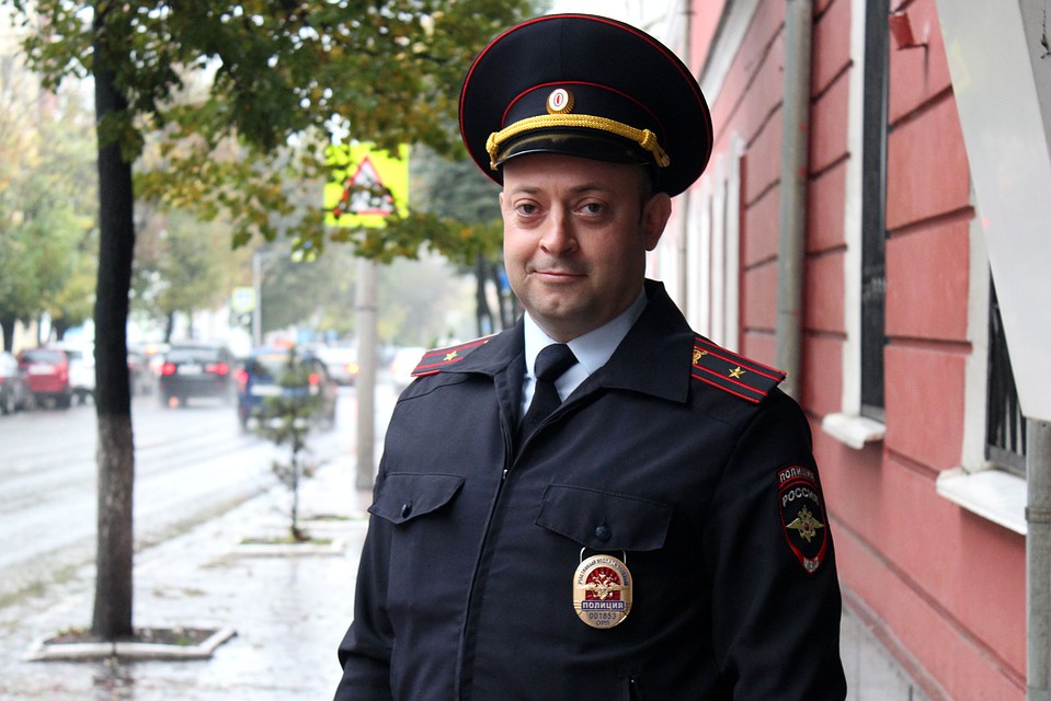 Один из претендентов на звание лучшего участкового Орловщины Андрей Чебанов. Фото: пресс-служба УМВД России по Орловской области