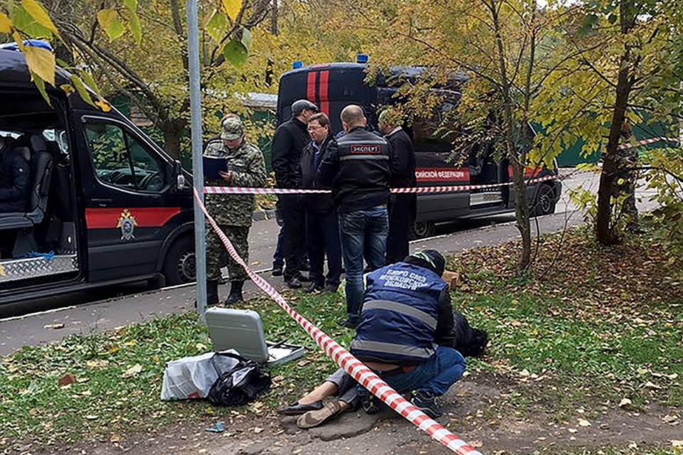 На месте убийства следователя по особо важным делам управления на транспорте МВД РФ по Центральному федеральному округу Евгении Шишкиной в Красногорском районе