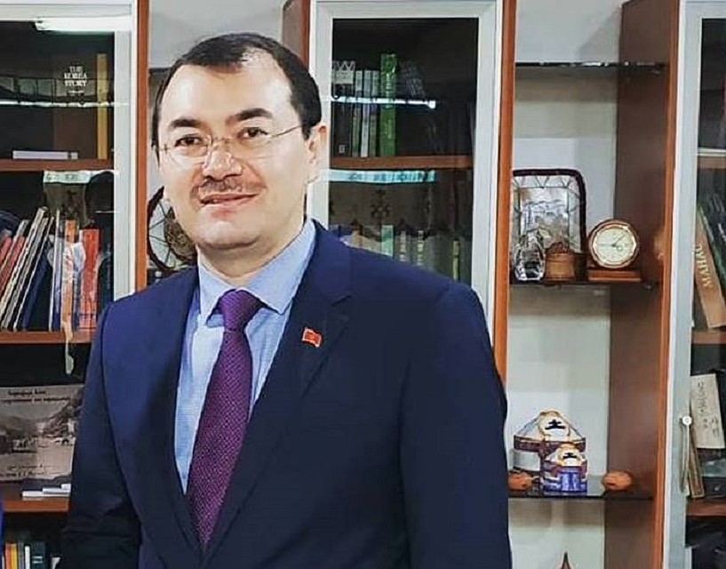Кылычбек Султан - посол КР в Республике Корея.