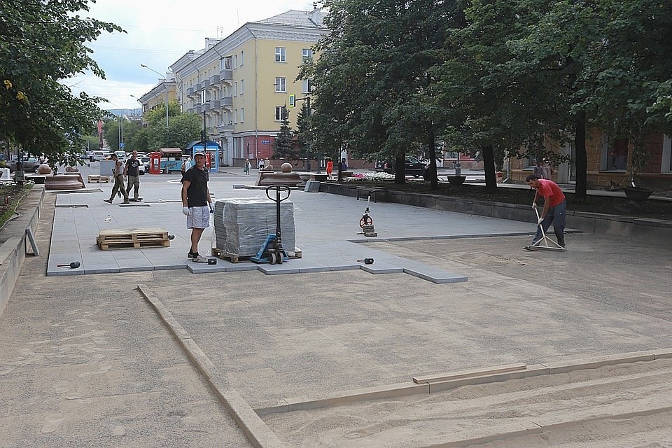 Брусчатка на Мира будет к 20 октября.