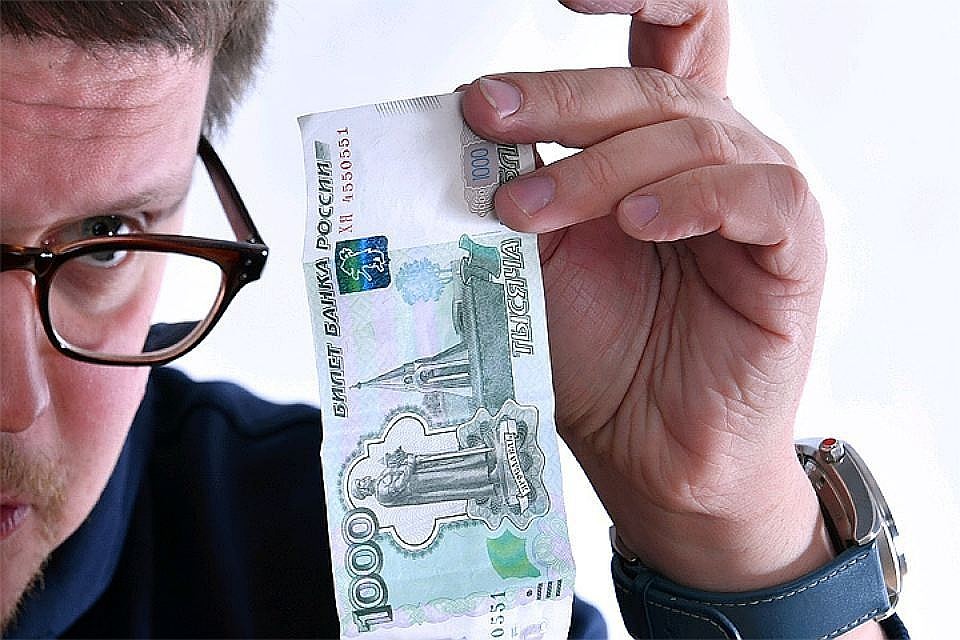 Бюджет Кузбасса будет терять до 200 миллионов рублей в год после принятия закона, запрещающего торговлю пива на первых этажах жилых домов