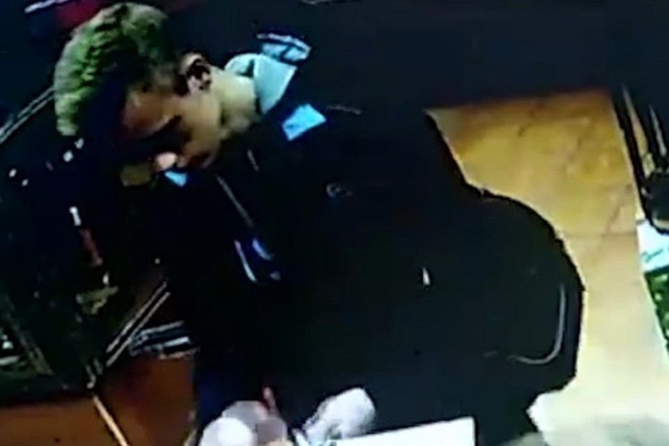 В сети появилось видео, как керченский стрелок закупает патроны