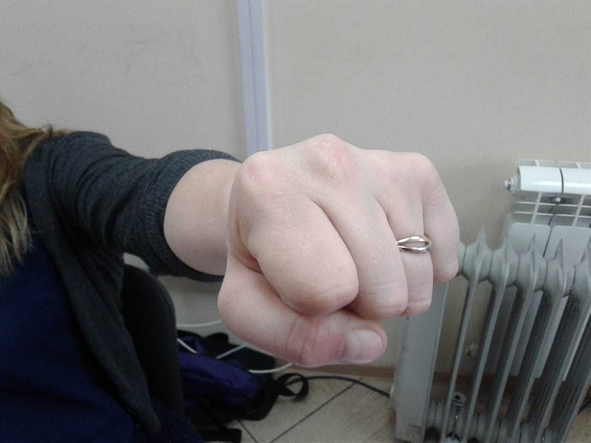 Мать на Алтае истязала дочь-подростка
