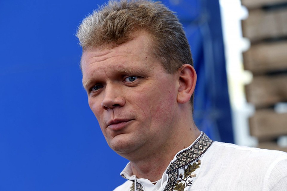 Оправдывая свою говорящую фамилию (в переводе с украинского швайка – это шило), сей экс-чиновник замахнулся не на кого-нибудь, а на Виктора Цоя