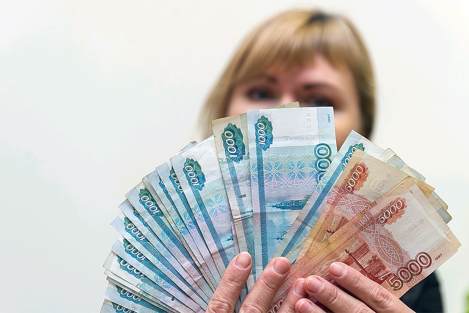 Предполагается, что самозанятые будут платить штраф в размере полученного ими дохода.