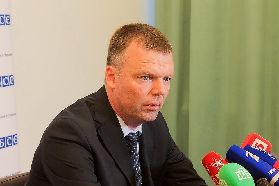 Во время одного из визитов Хуга в Донецк