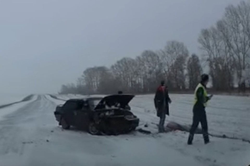 Двое детей и трое взрослых пострадали в лобовом ДТП под Бийском