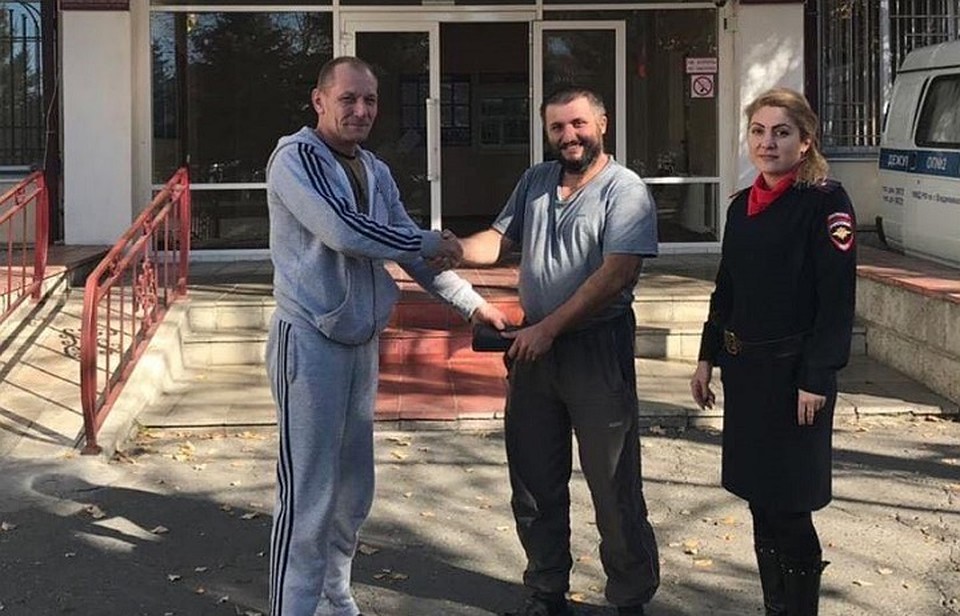 Сергей Мулдаров вернул потерянную барсетку жителю Владикавказа