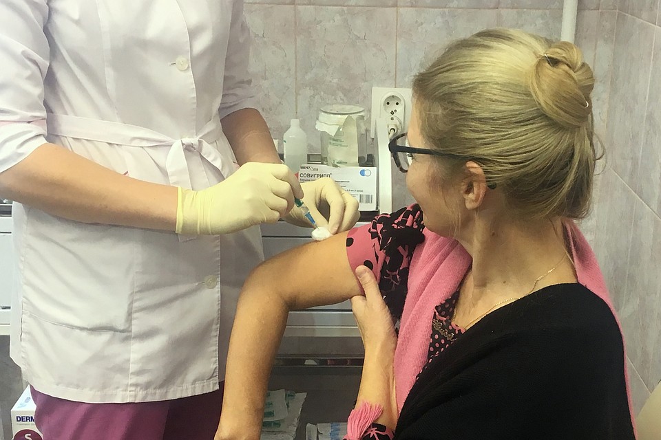 Специалисты рекомендуют уже сейчас прививаться от гриппа