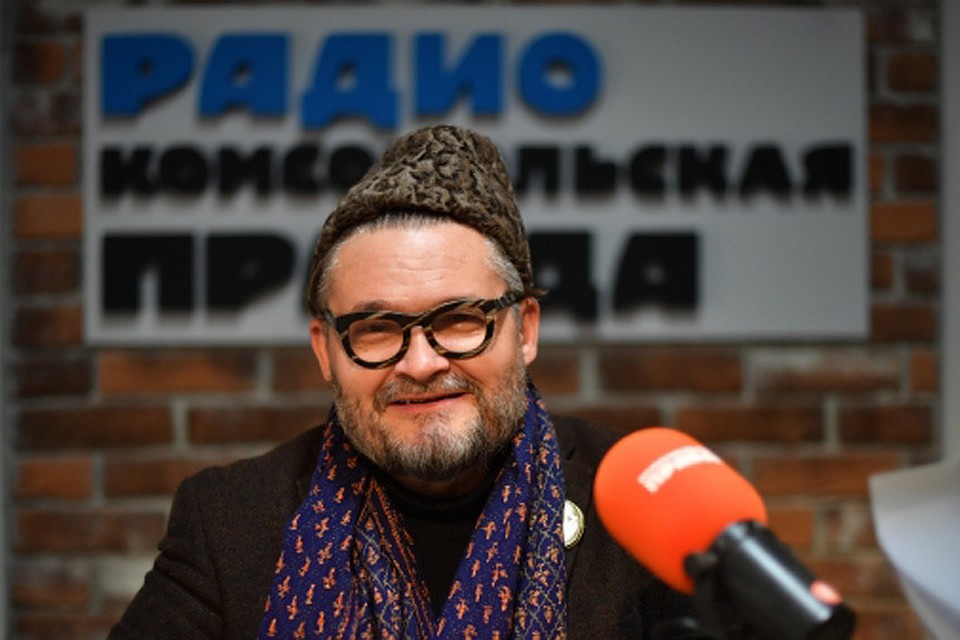 Александр Васильев