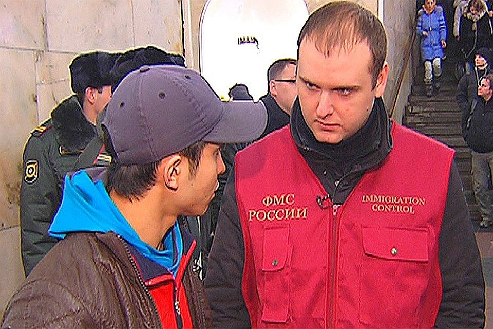 Больше всего мигрантов прибывают в Россию из Узбекистана, Таджикистана, Китая и... Молдовы!