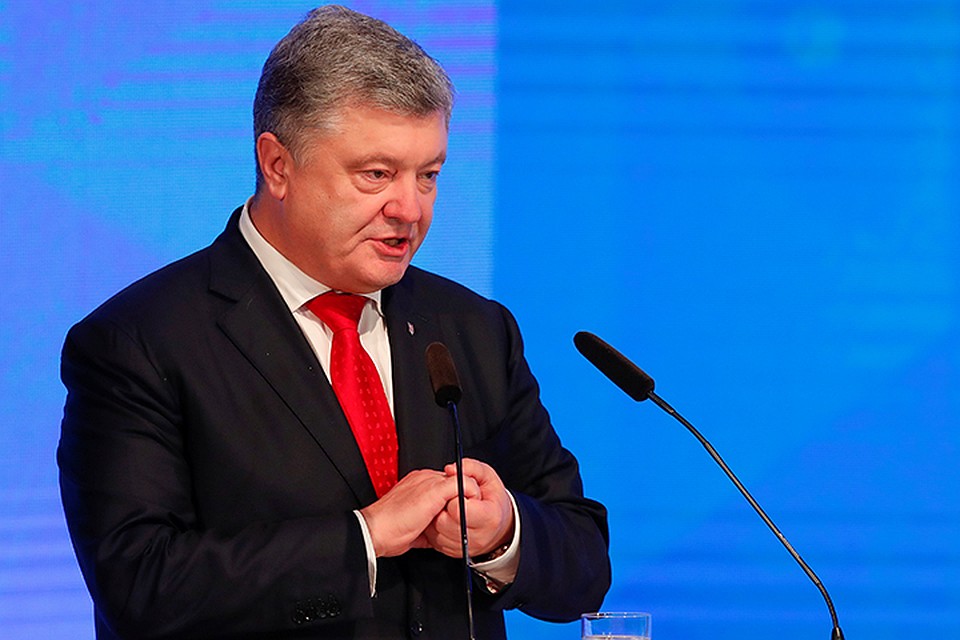 Порошенко увиделся с тремя архиереями, которые поддержали томос об автокефалии от Константинополя