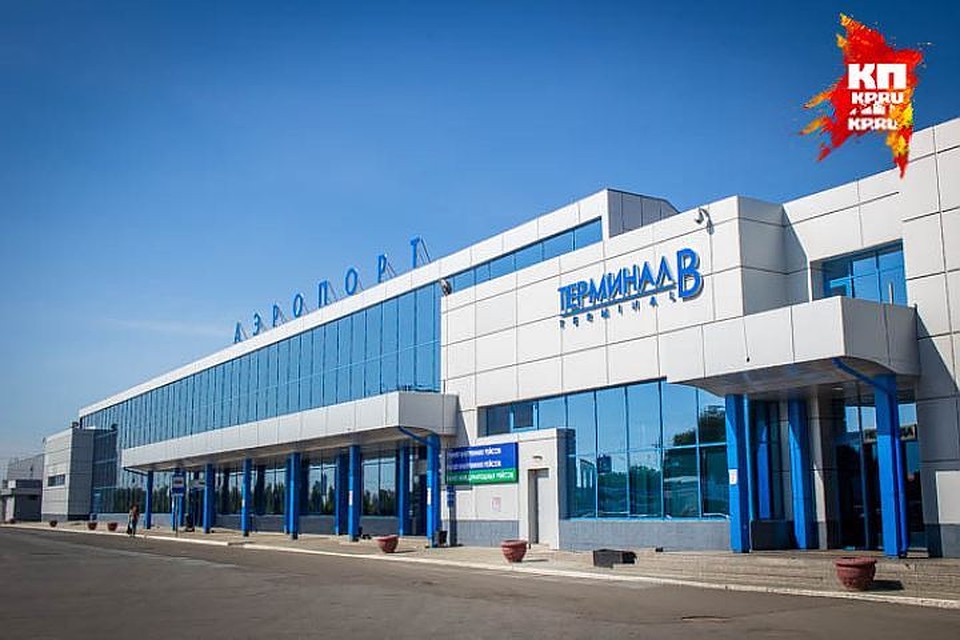 В минкультуры рассказали, почему аэропорт в Омске не будет назван в честь Летова