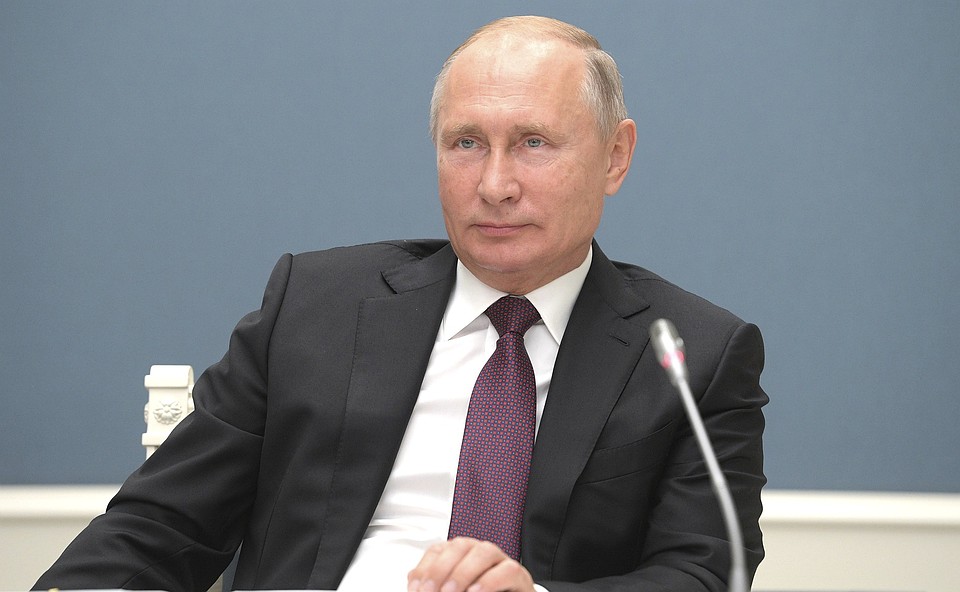 Владимир Путин поздравил Институт социологии РАН