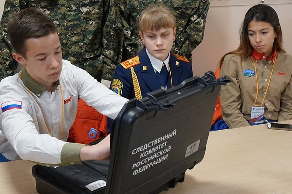 Ребята на практике будут использовать настоящий криминалистический чемодан!
