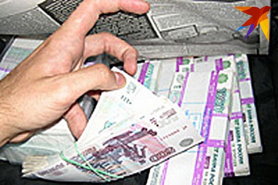 Пенсионерка хранила дома крупную сумму денег