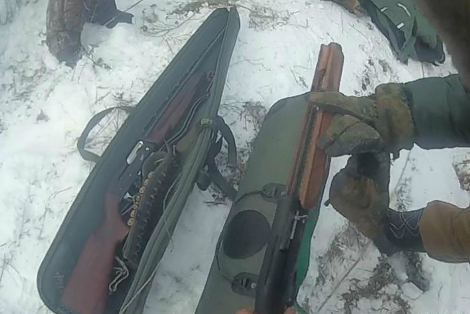 Непрошенные гости с оружием катались на машине в хабаровском заповеднике