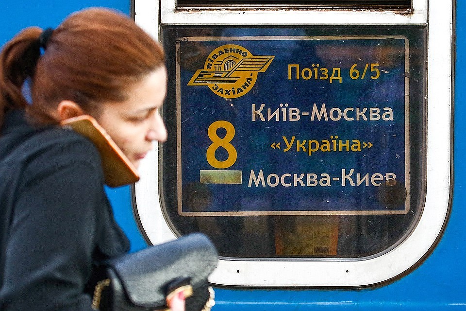 Украина хочет закрыть движение поездов ФОТО: Валерий Шарифулин/ТАСС