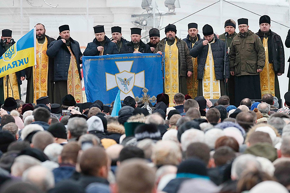 Планируется рассмотреть два основных вопроса - утвердить устав новой церкви, а также выбрать ее предстоятеля
