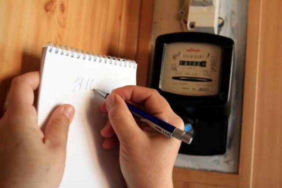 Житель Иркутска остался без света по ошибке коммунальщиков.