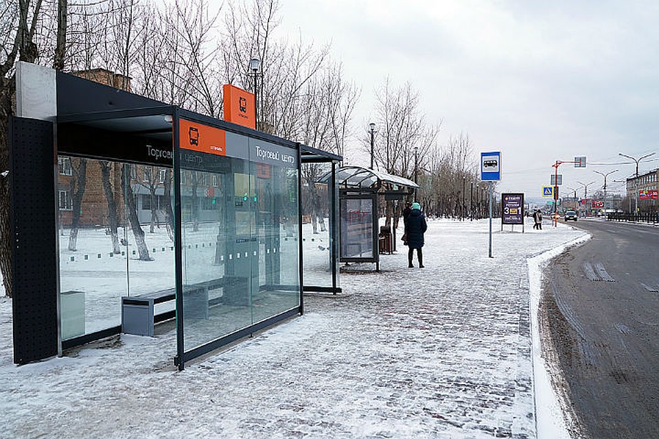 37 новых остановочных павильонов установят в Красноярске до конца года. Фото: пресс-служба администрации города.