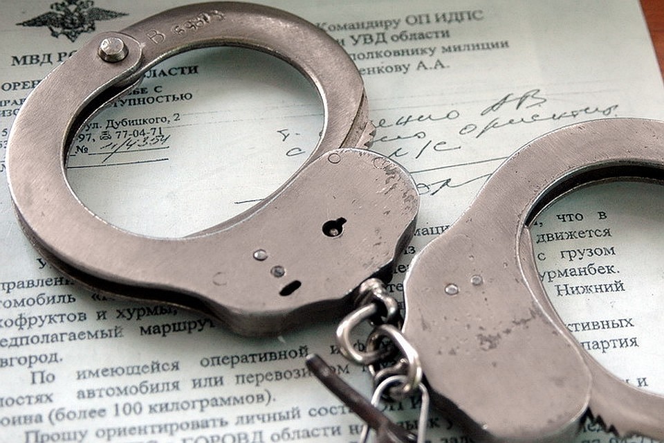 В Курганинском районе у мужчины украли 40 тысяч рублей, пока он пел в караоке