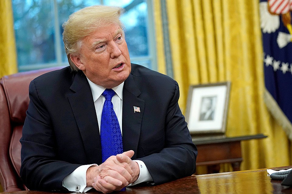 Президент США Дональд Трамп объявил о выводе войск из Сирии.