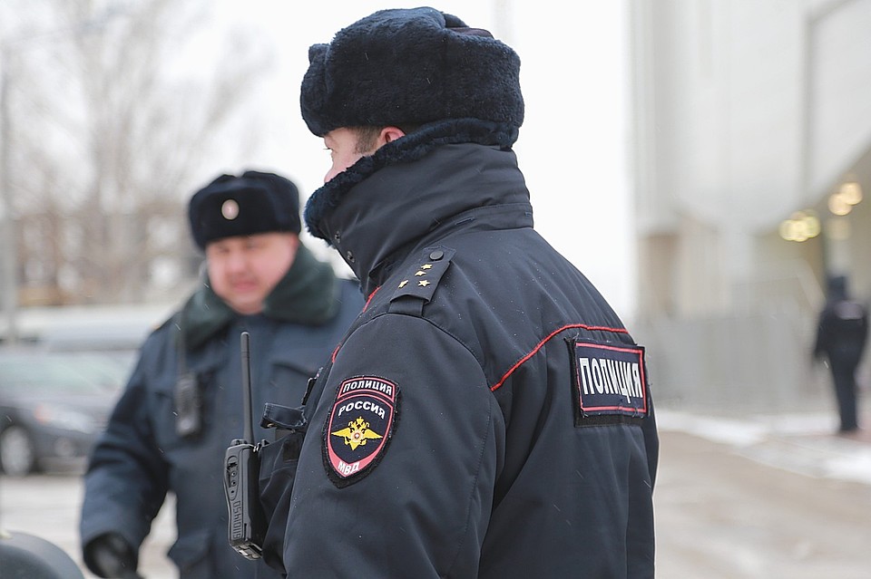 В Минусинске полиция изъяла 2 700 бутылок нелегальной водки