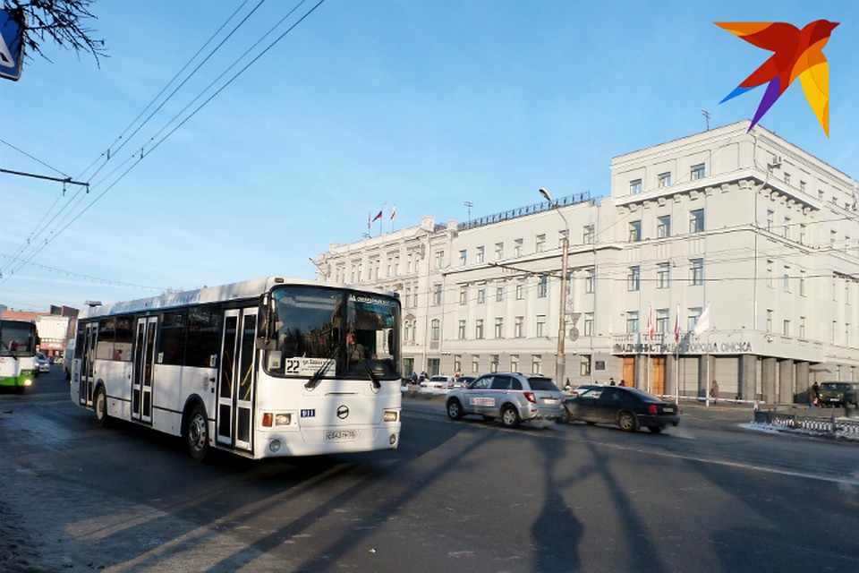 Омичи за несколько дней раскупили все транспортные карты.