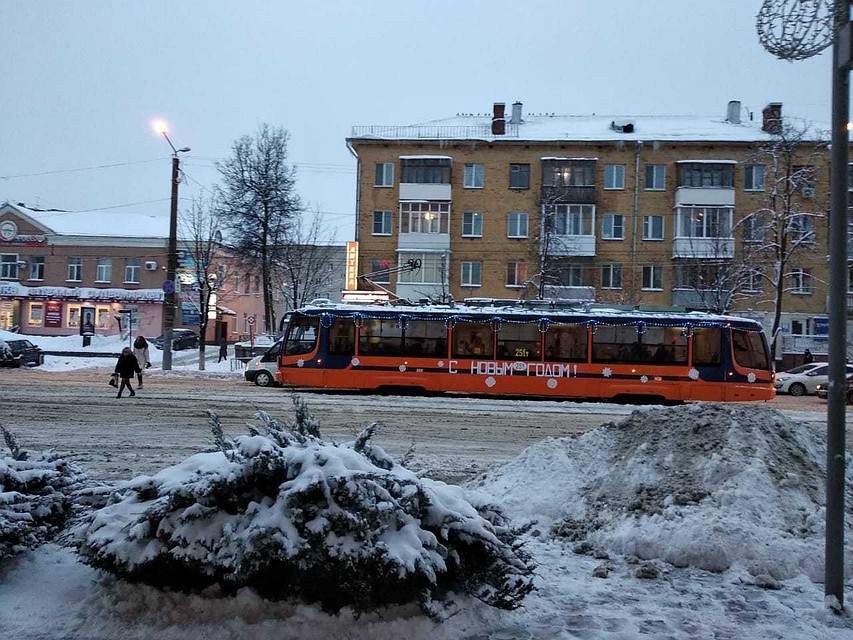 На трамвайных путях заменят плитку в Смоленске. ФОТО: администрация города Смоленска.