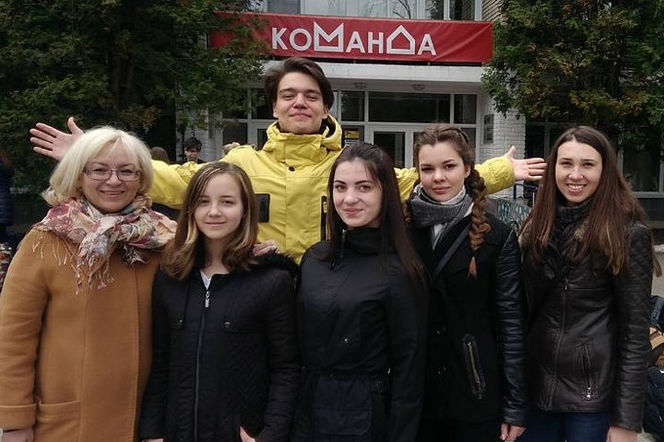 Лариса Мосолыгина (слева) опубликовала имена тех, кто вошел в команду общественных помощников Уполномоченного по правам ребенка. Фото: из архива Ларисы Мосолыгиной