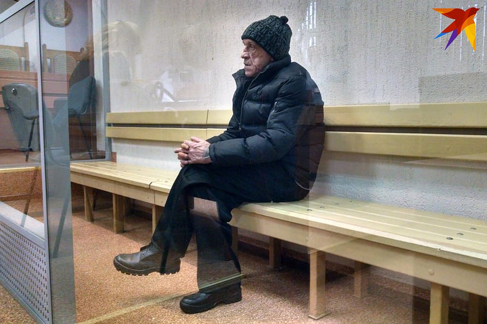 В общей сложности за решеткой мужчина провел 23 года.