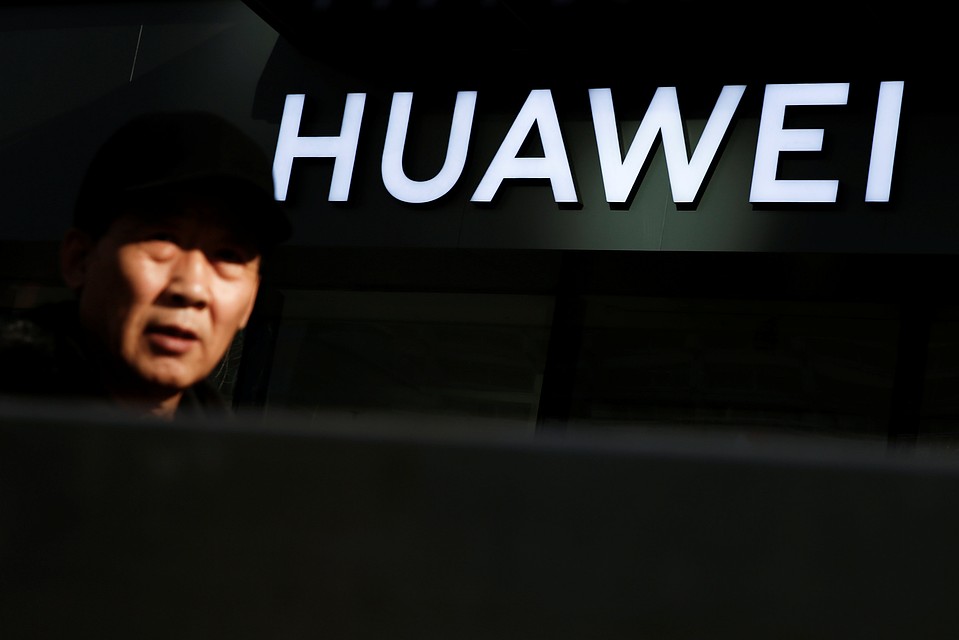 Сотрудника Huawei власти Польши обвиняют в шпионаже в пользу Китая